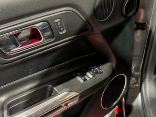 FORD MUSTANG GT 5.0 V8 · NACIONAL PERFORMANCE PACK ·
