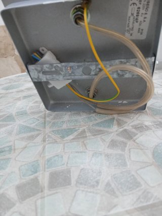 Lámpara de techo moderna gris y blanca