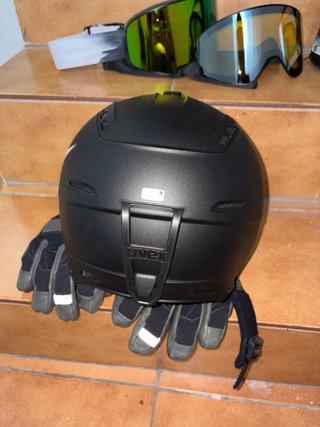 Casco, guantes y gafas de ski/snow