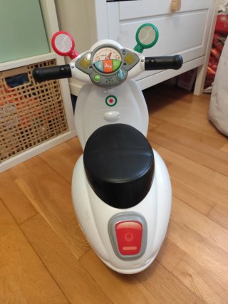 Correpasillos Moto Vespa Blanco
