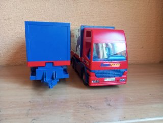 653. Playmobil camión trailer EuroTrans 4323