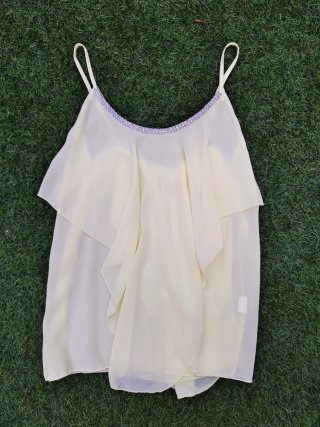Blusa M con pedrería
