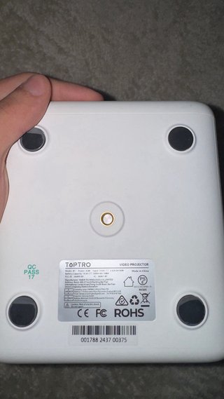 Proyector con batería + Lona 110 + cable hdmi a c