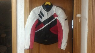 Chaqueta de moto cuero vintage talla 54