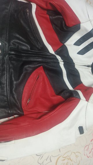 Chaqueta de moto cuero vintage talla 54