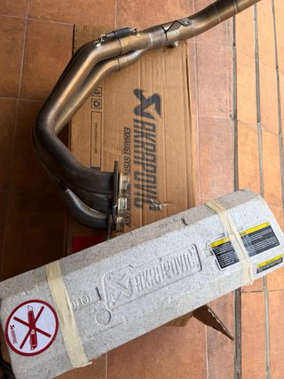 Escape Akrapovic Yamaha MT09
