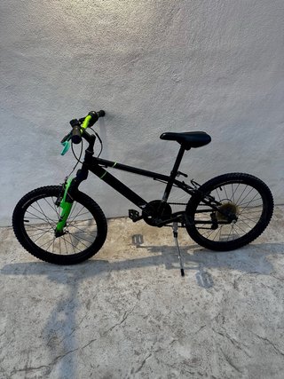 Bicicleta Montaña BTWIN 20 Negra/Verde