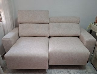 Sofá 2 plazas beige a estrenar