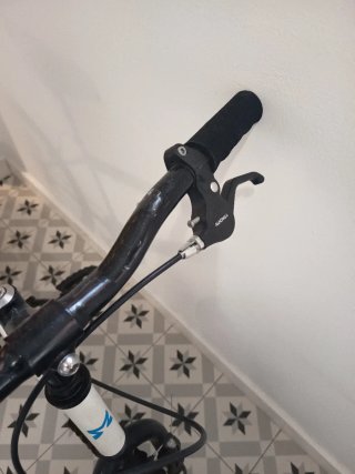 Bicicleta BMX Infantil Blanca