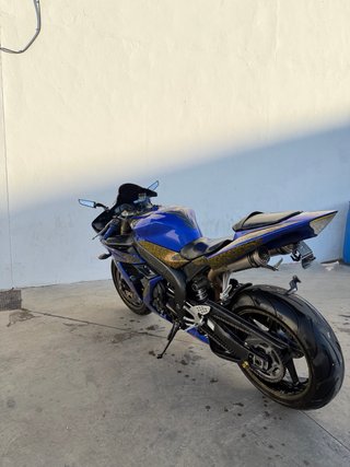 Yamaha R1