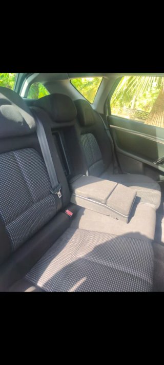 Peugeot 407 2010, ITV 2027