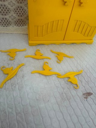 barriguitas armario o ropero amarillo de famosa co