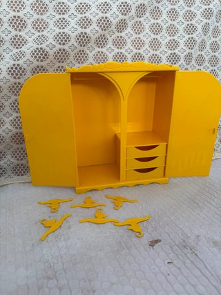 barriguitas armario o ropero amarillo de famosa co