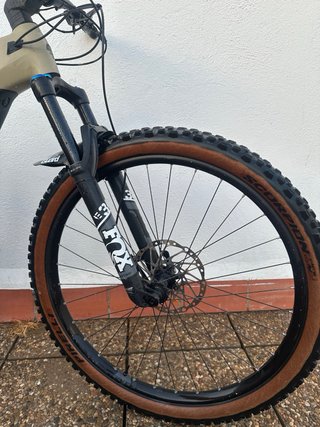 Cube Stereo Hybrid Carbono Talla L