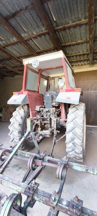 Tractor Fiat 666 - 70 CV con cabina