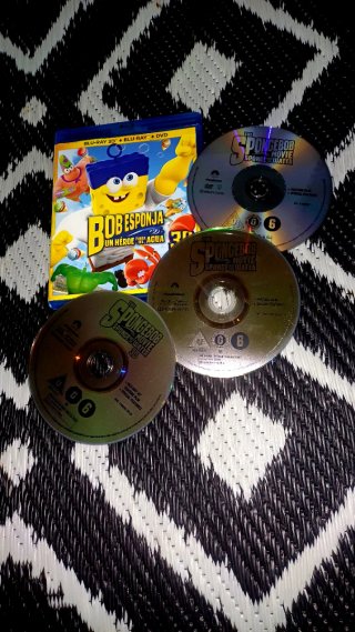 BOB ESPONJA: UN HÉROE DEL AGUA BLU-RAY 3D + DVD