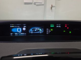 TOYOTA Prius PlugIn 125PH Advance