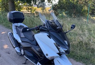 Yamaha T-Max 530
