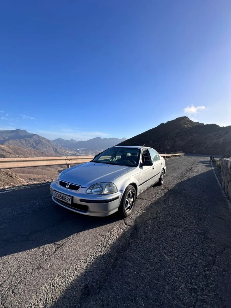 Honda Civic 1998 - foto 1