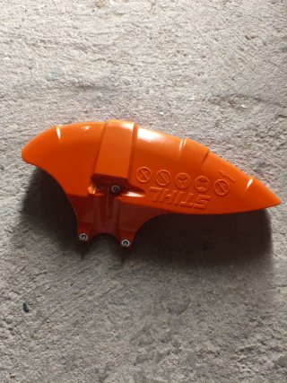 Disco  y protector desbrozadora Stihl 300 mm / 11.