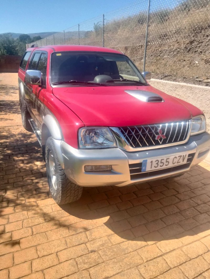Mitsubishi L 200 2003 - foto 1
