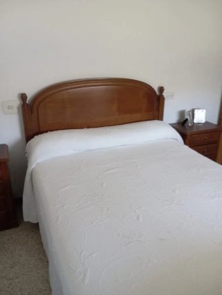 Vendo casa , con agua , luz.