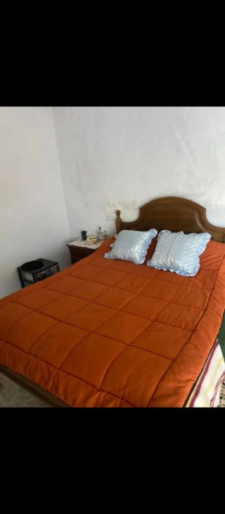 Vendo casa , con agua , luz.