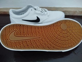 Zapatillas Nike SB Blancas talla 38