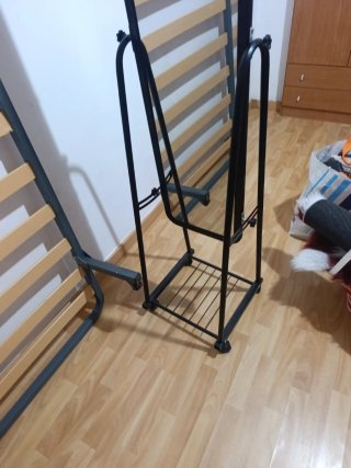 Espejo de pie con ruedas