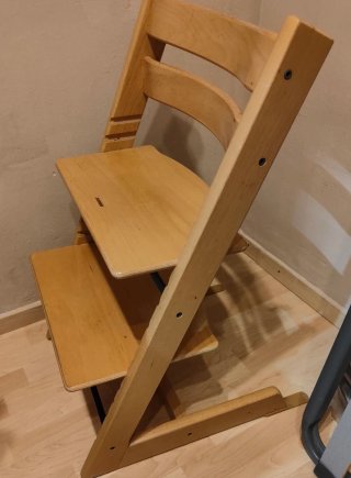 Trona Stokke madera