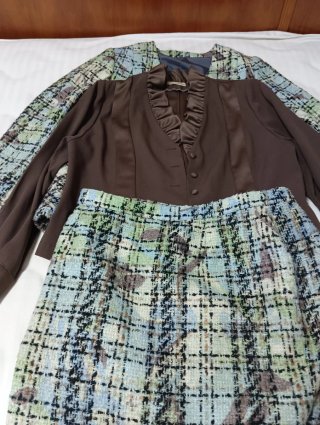Conjunto Traje Chaqueta y Blusa a juego