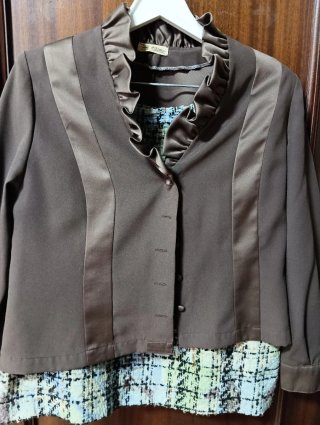 Conjunto Traje Chaqueta y Blusa a juego