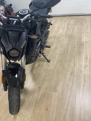 Moto Voge 125R Negra