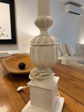 2 Bases de Lámpara Blancas Estilo Francés