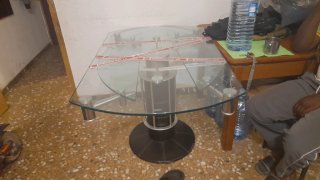 Mesa de cristal moderna