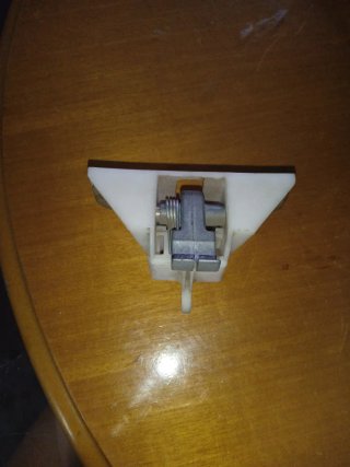 Cerradura portón R5 y R7