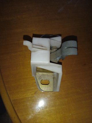 Cerradura portón R5 y R7