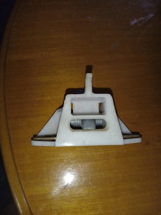 Cerradura portón R5 y R7