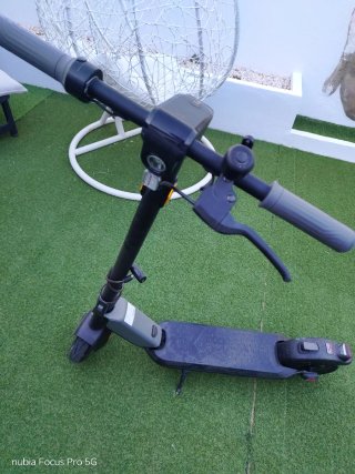 Patín Eléctrico NIU KQi1 Pro + Cargador + Candado