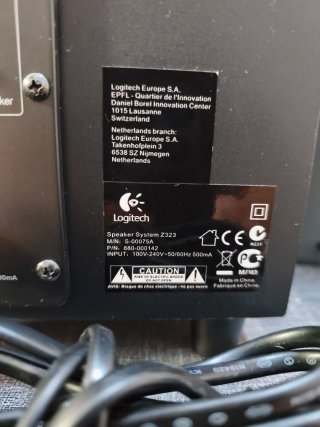 Altavoces Logitech Negros