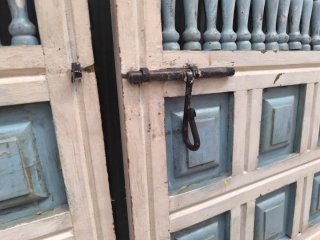ANTIGUAS PUERTAS DE MADERA