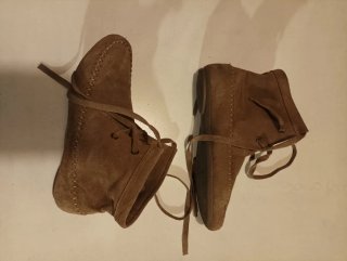 Botas de pele tipo Índio castanhas