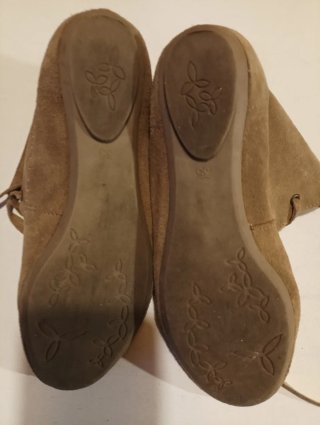 Botas de pele tipo Índio castanhas