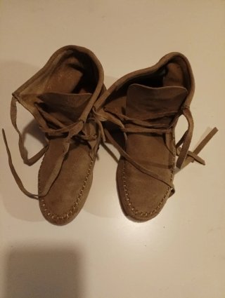 Botas de pele tipo Índio castanhas