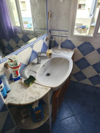 Alquilo salón agua y luz incluida