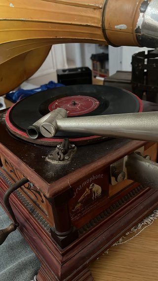 Gramófono antiguo colección