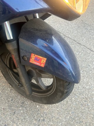 Suzuki Burgman 125 Scooter Negra/Azul