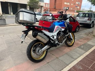 Honda Africa Twin Adventure sport muy cuidada!