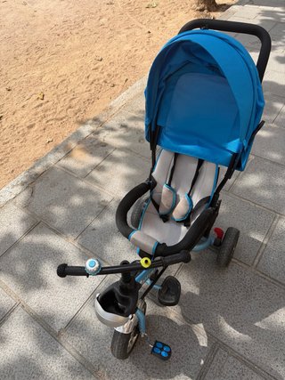 Triciclo infantil azul