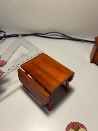 Mobili per casa delle bambole in legno vintage